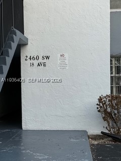 2460 SW 18th Ave 1211 — photo
