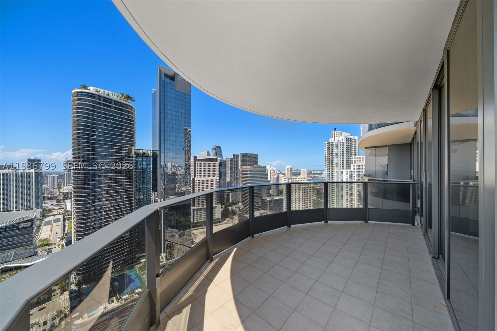 1000 Brickell Plz 4212 — photo