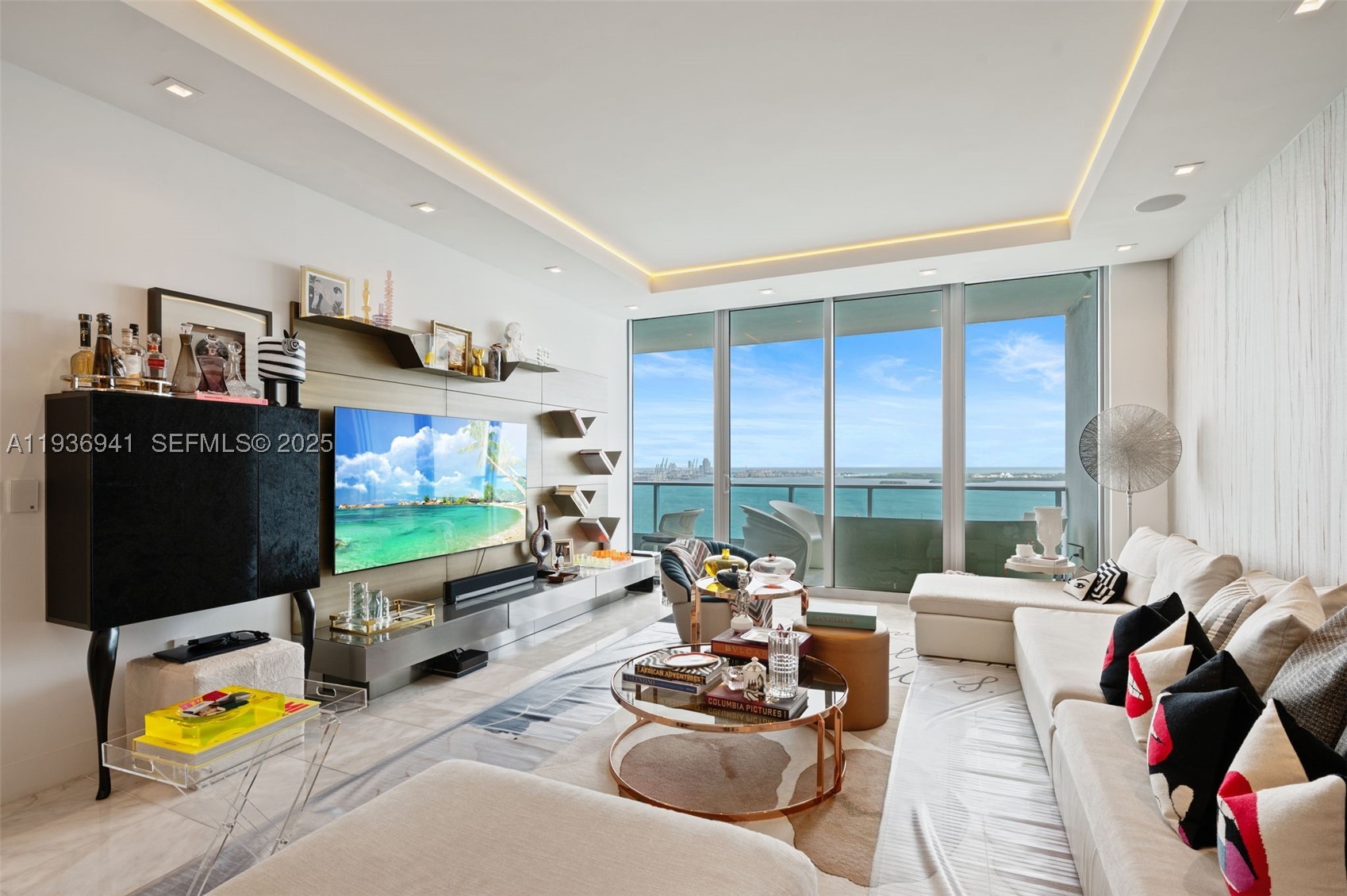 1331 Brickell Bay Dr 2907 — photo