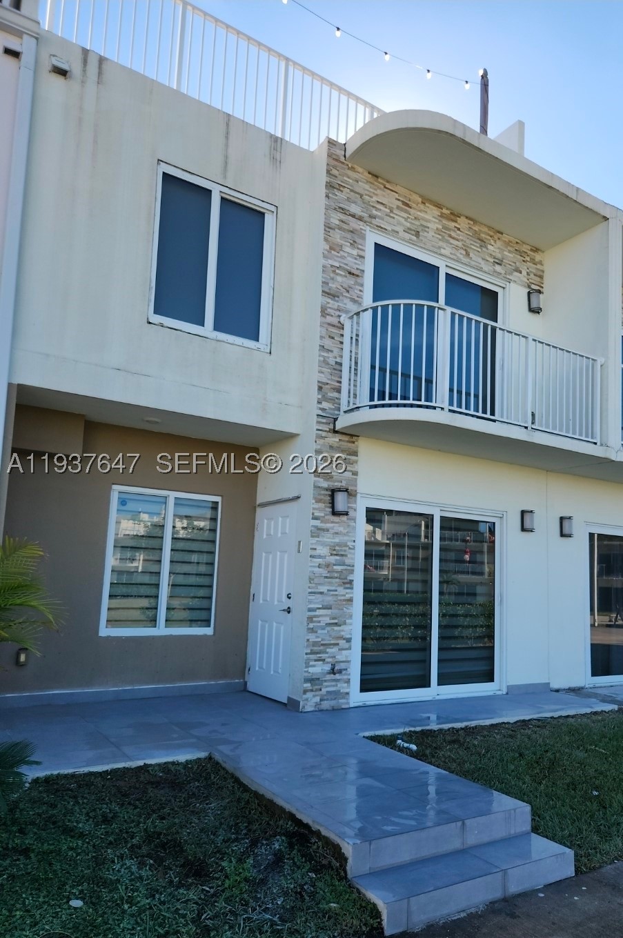 13937 SW 259th Way — photo
