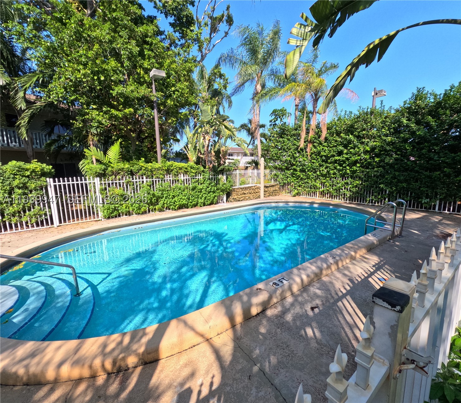 1423 Holly Heights Dr 15 — photo