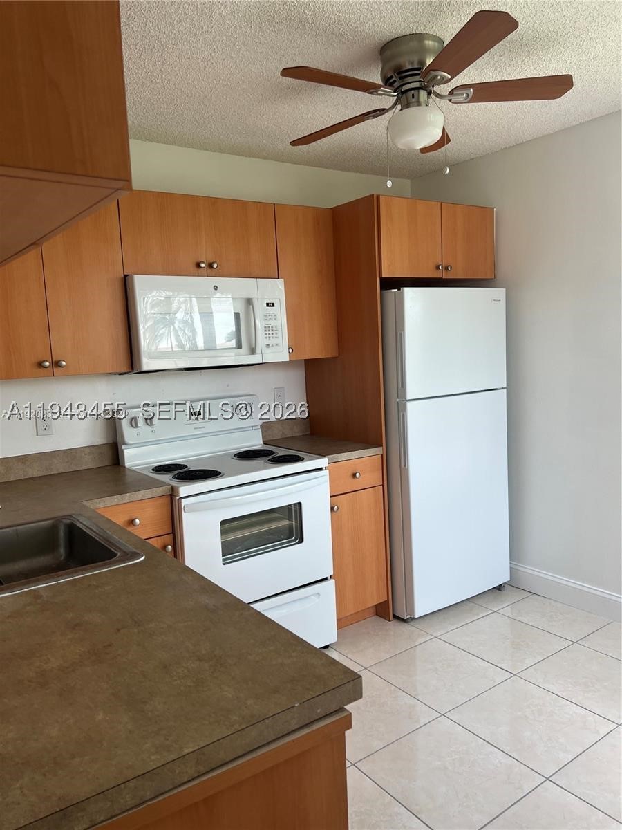 1017 Washington Cir 1017-I — photo