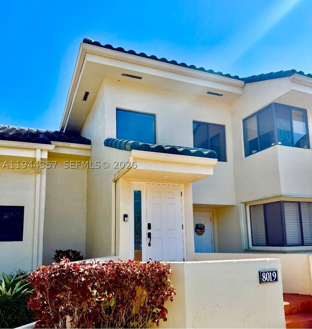 8019 NW 15th Mnr 8019 — photo