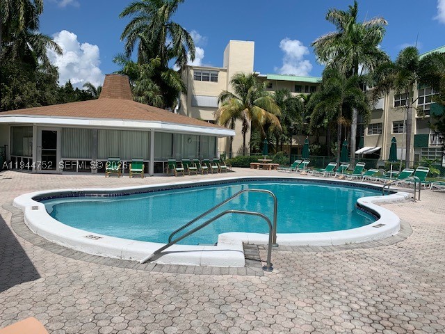 1333 E Hallandale Beach Blvd 131 — photo