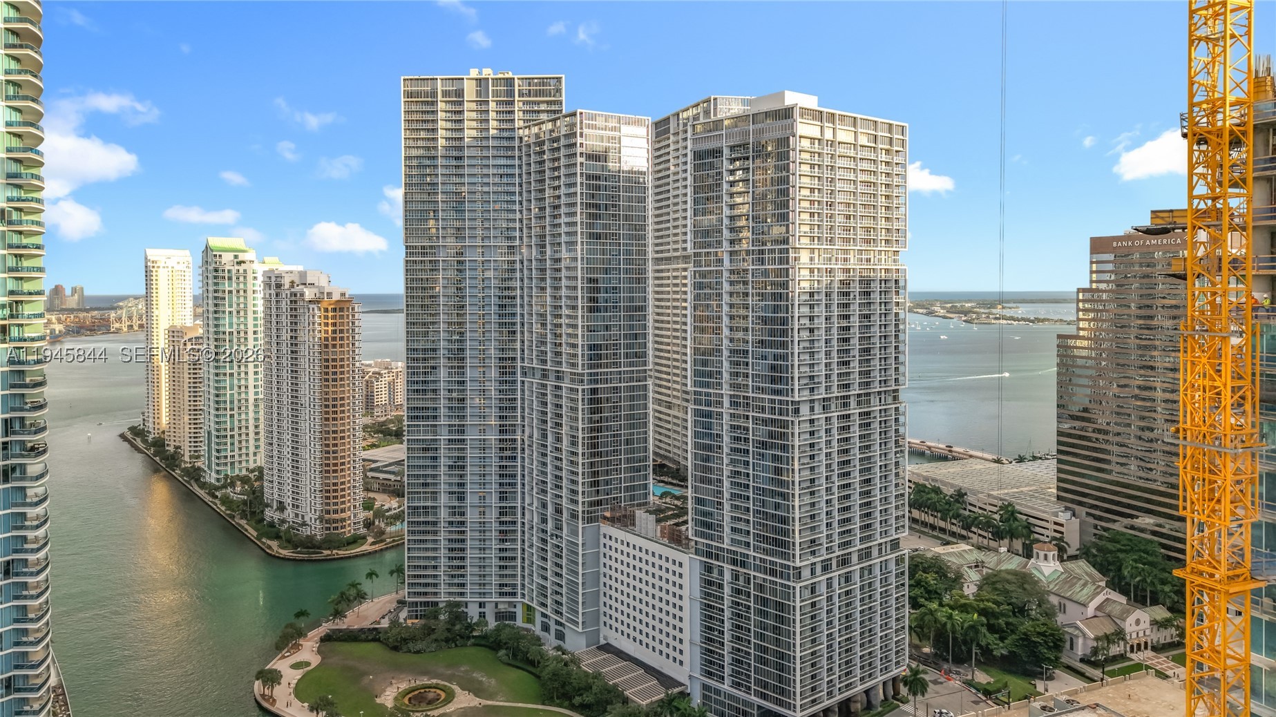 475 Brickell Ave 4215 — photo
