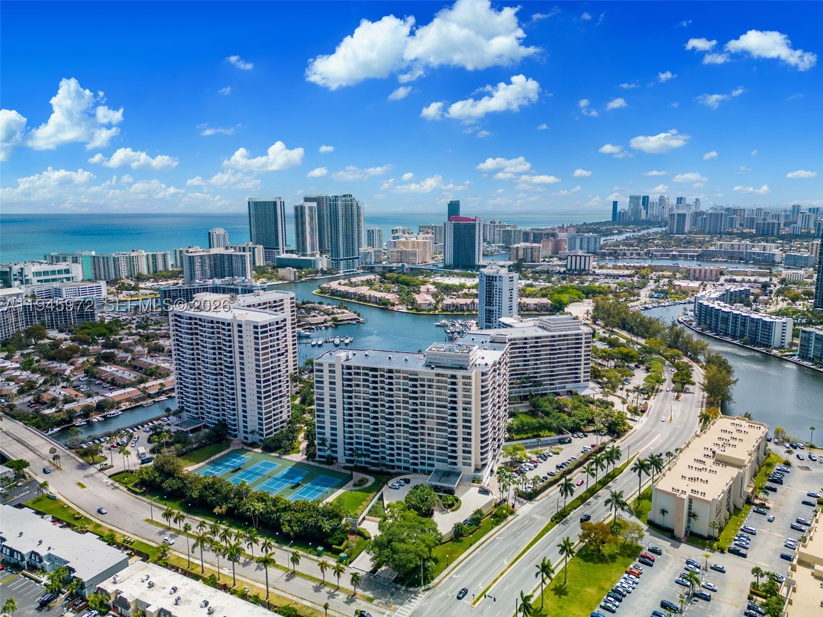 600 Three Islands Blvd 606 — photo
