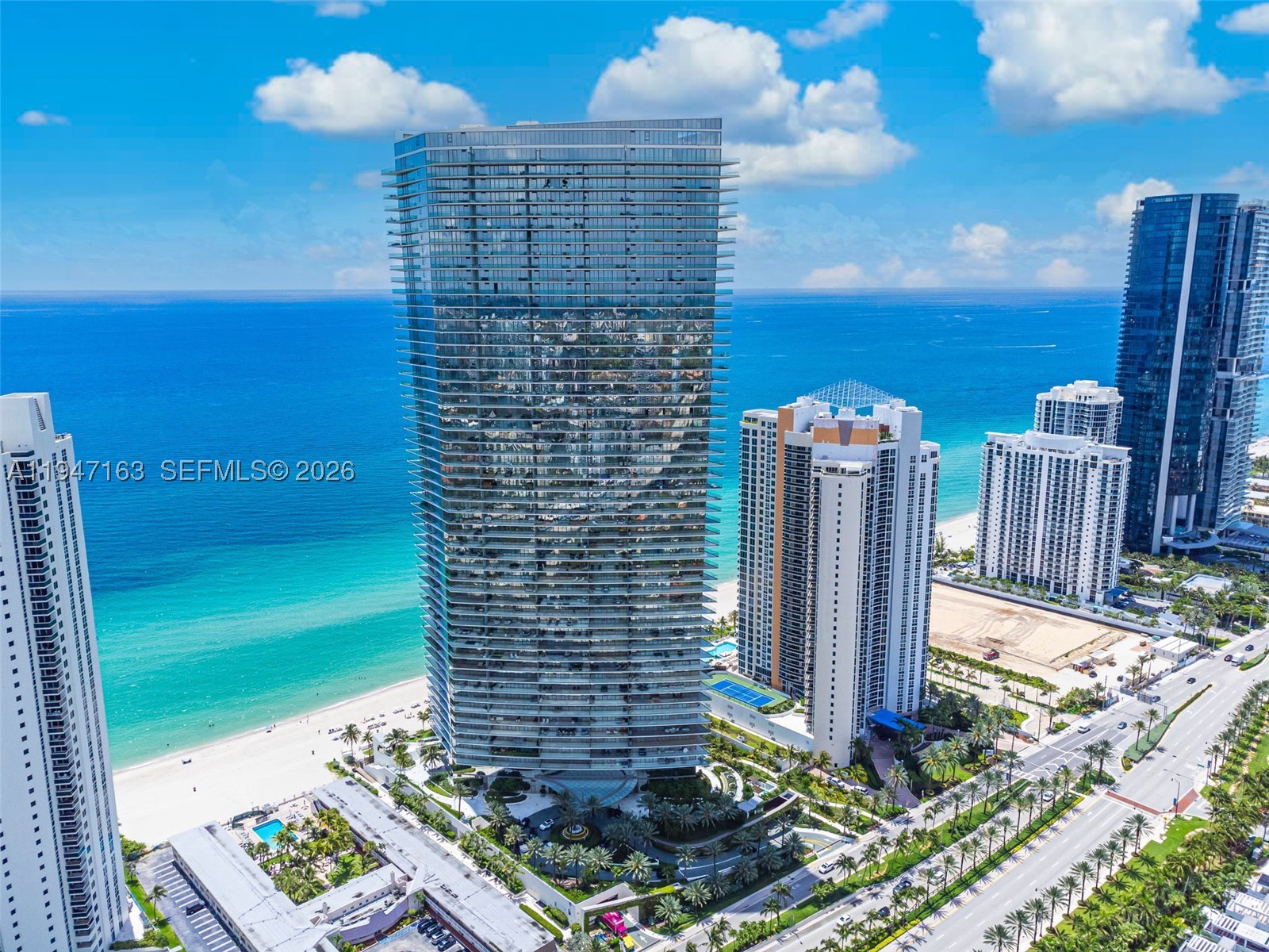 18975 Collins Ave Unit 4602 — photo