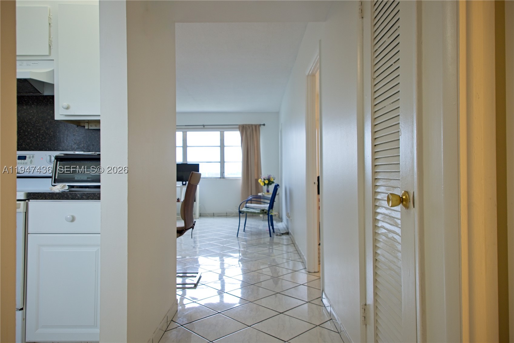 2309 Park Ln Unit 304 — photo
