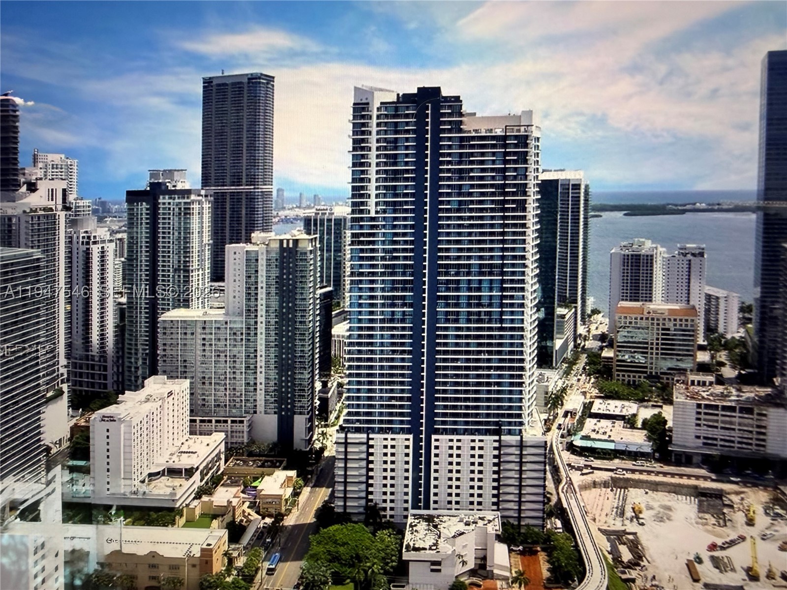 60 SW 13th St Unit 3214 — photo