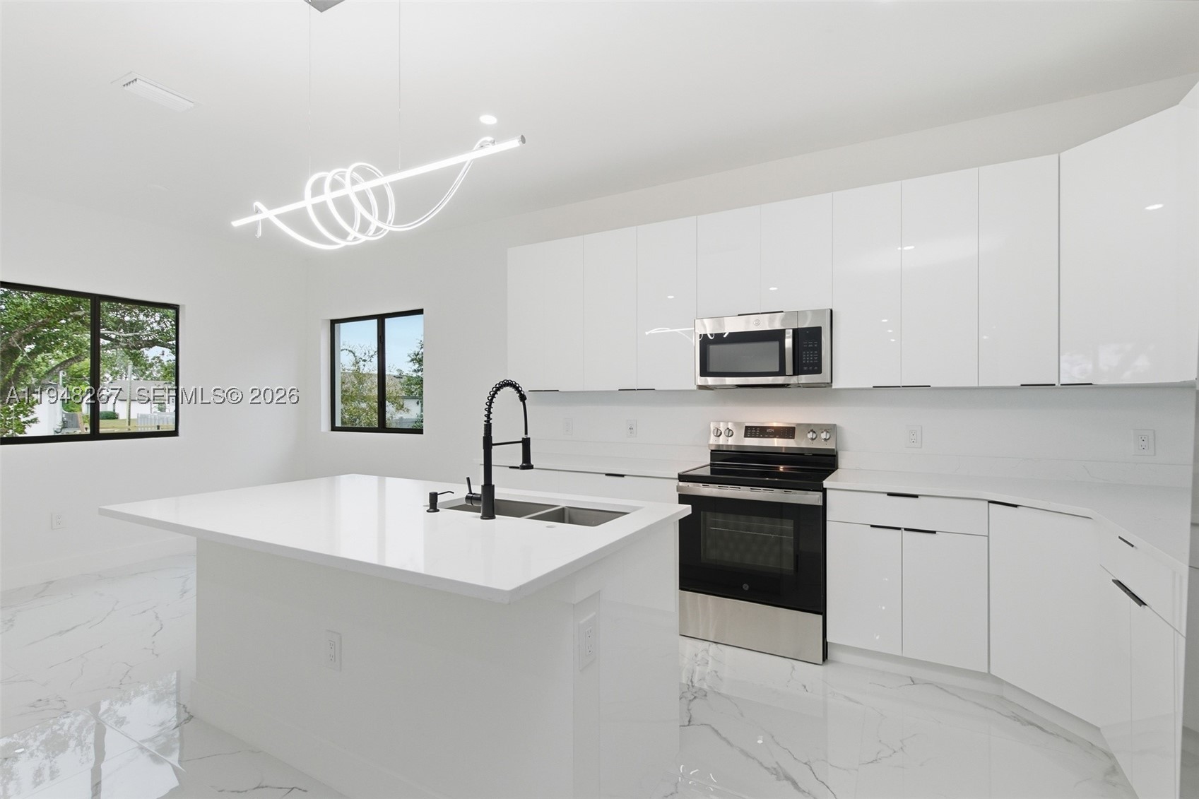 161 Blackstone Dr. — photo