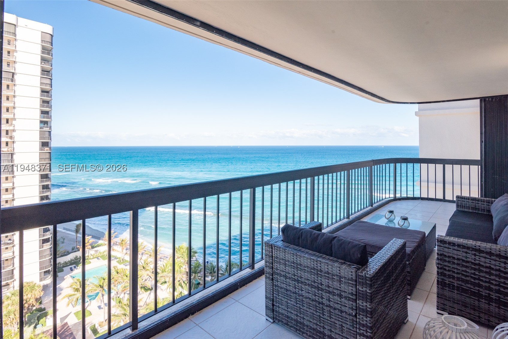 5380 N Ocean Dr 15G — photo