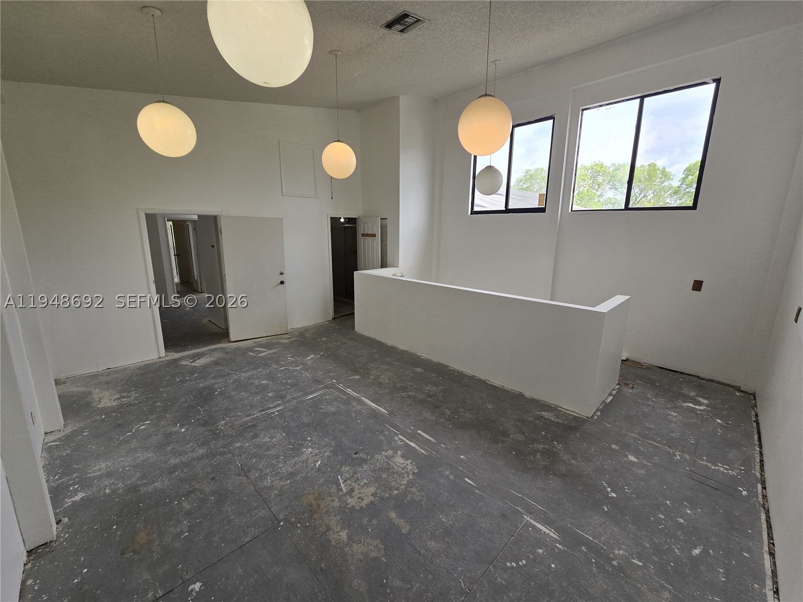 5800 N University Dr Unit a — photo