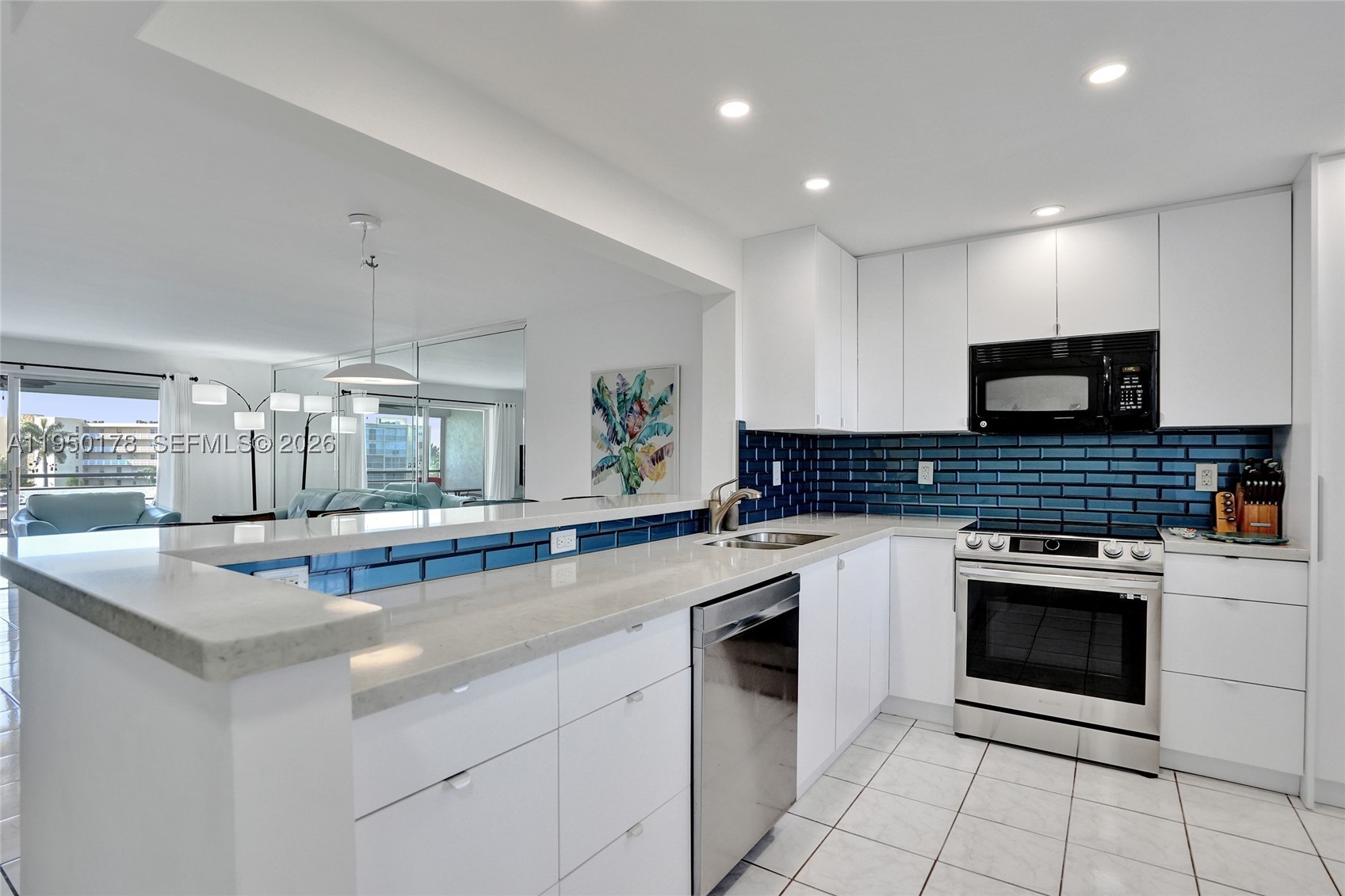 200 SE 5th Ave 405 — photo
