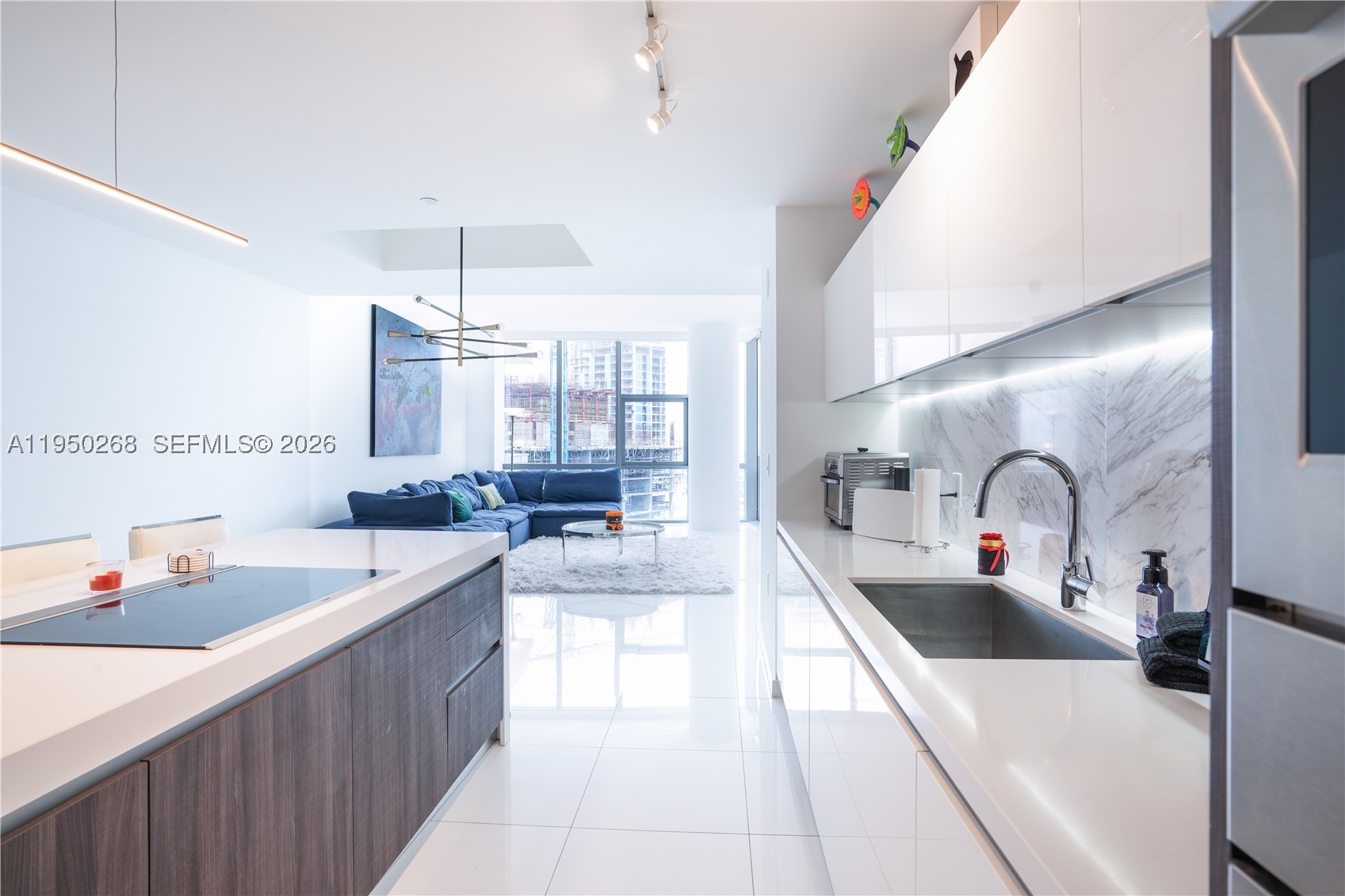 851 NE 1st Ave 2101 — photo