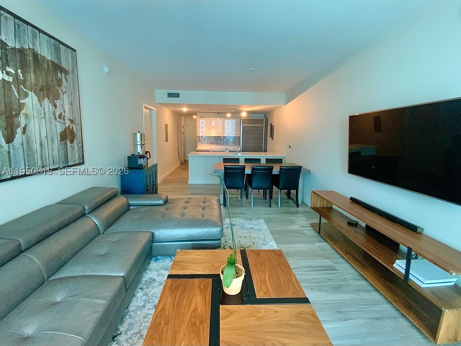 1100 S Miami Ave Unit 2811 — photo