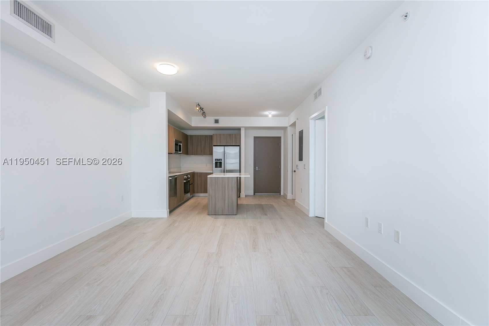 201 SW 17th Rd 303 — photo
