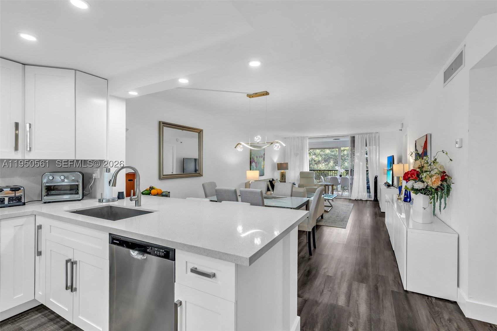3910 Inverrary Blvd 503-B — photo