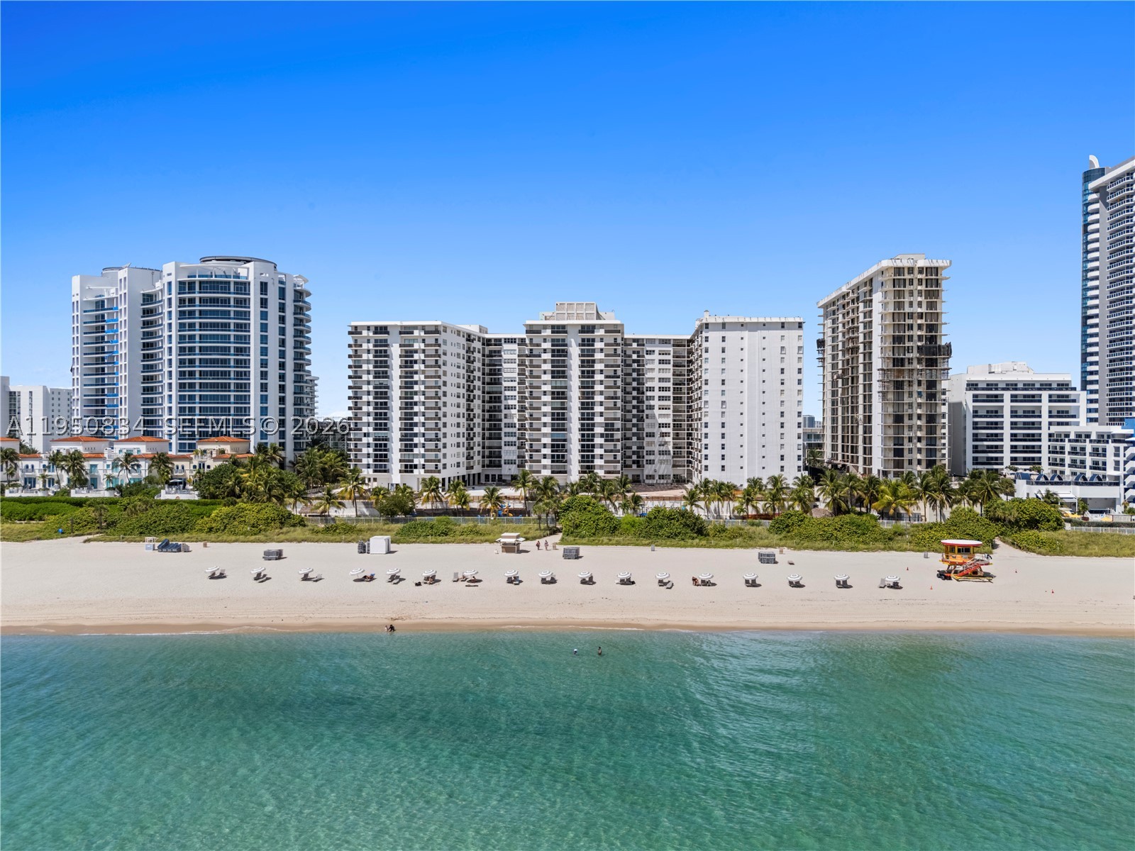 6039 Collins Ave 809 — photo
