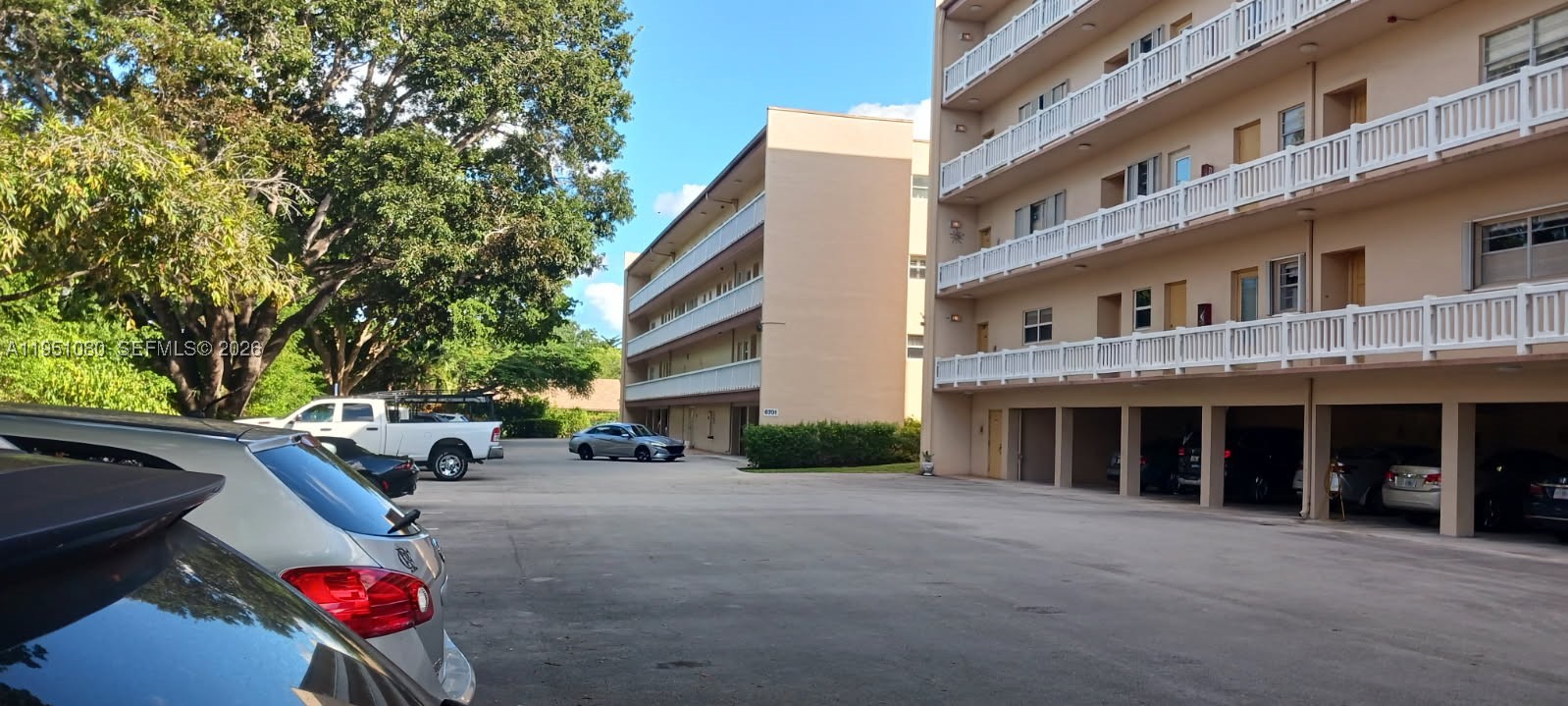 6731 Cypress Rd 310 — photo