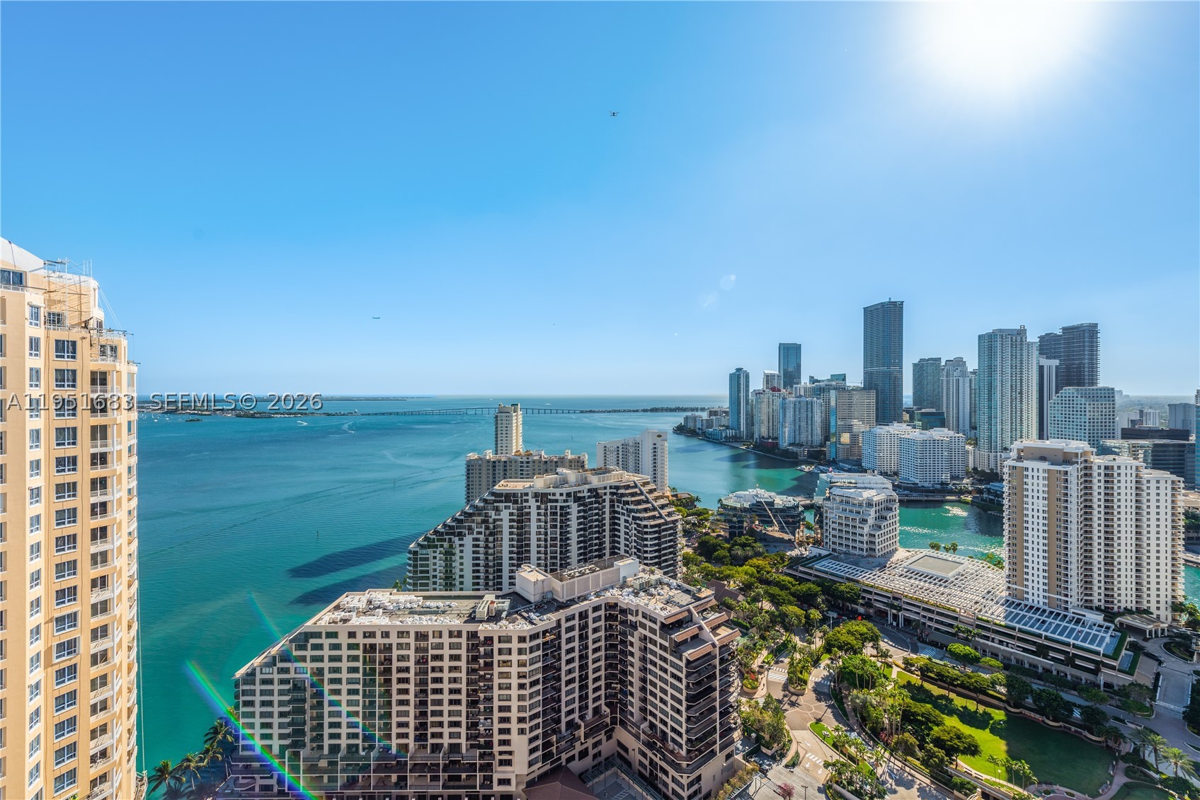 520 Brickell Key Dr a1010 — photo