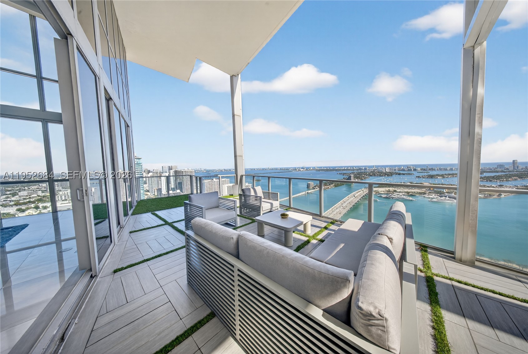 1100 Biscayne Blvd 5306 — photo