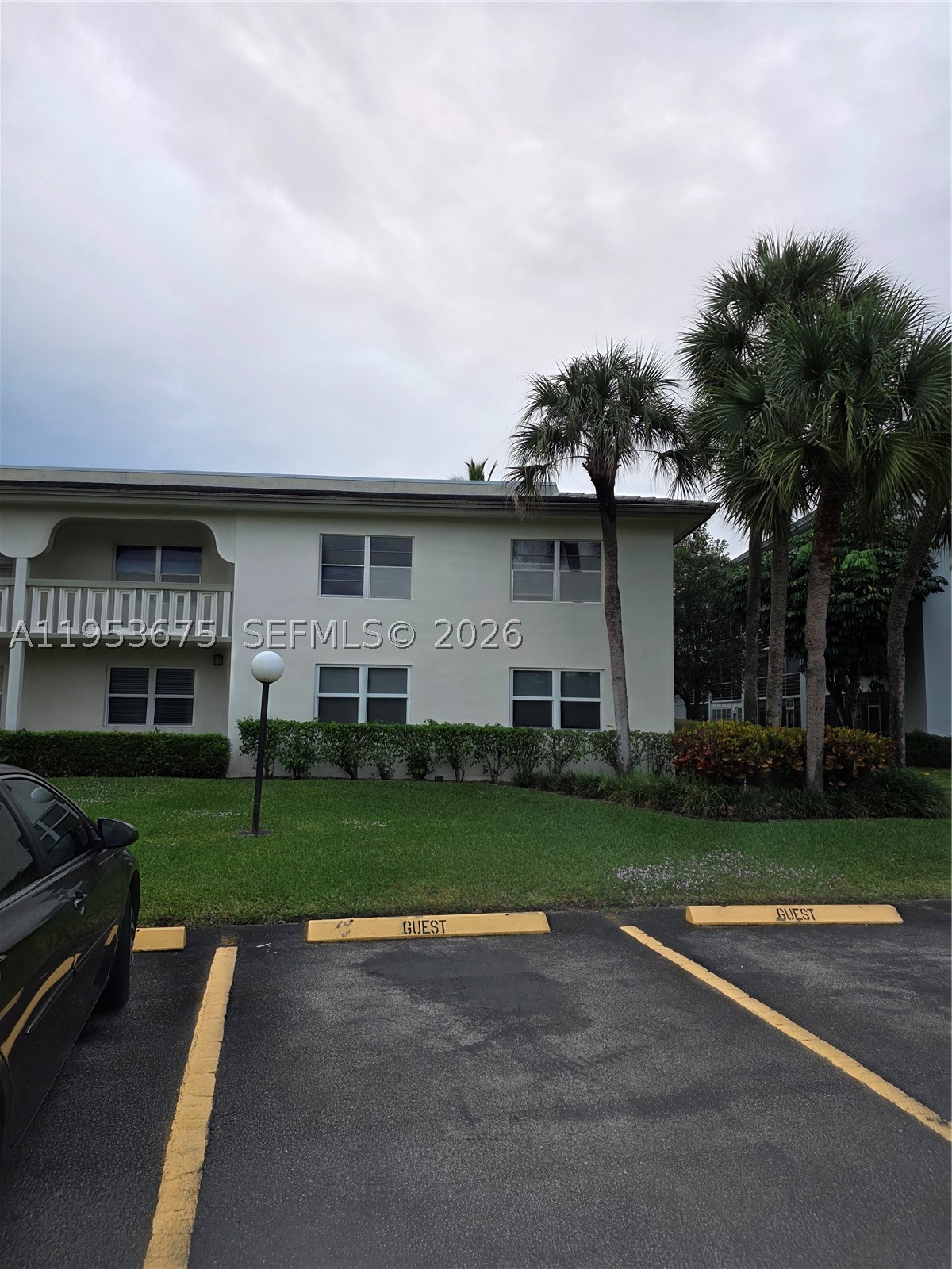 2805 Victoria Way H2 — photo