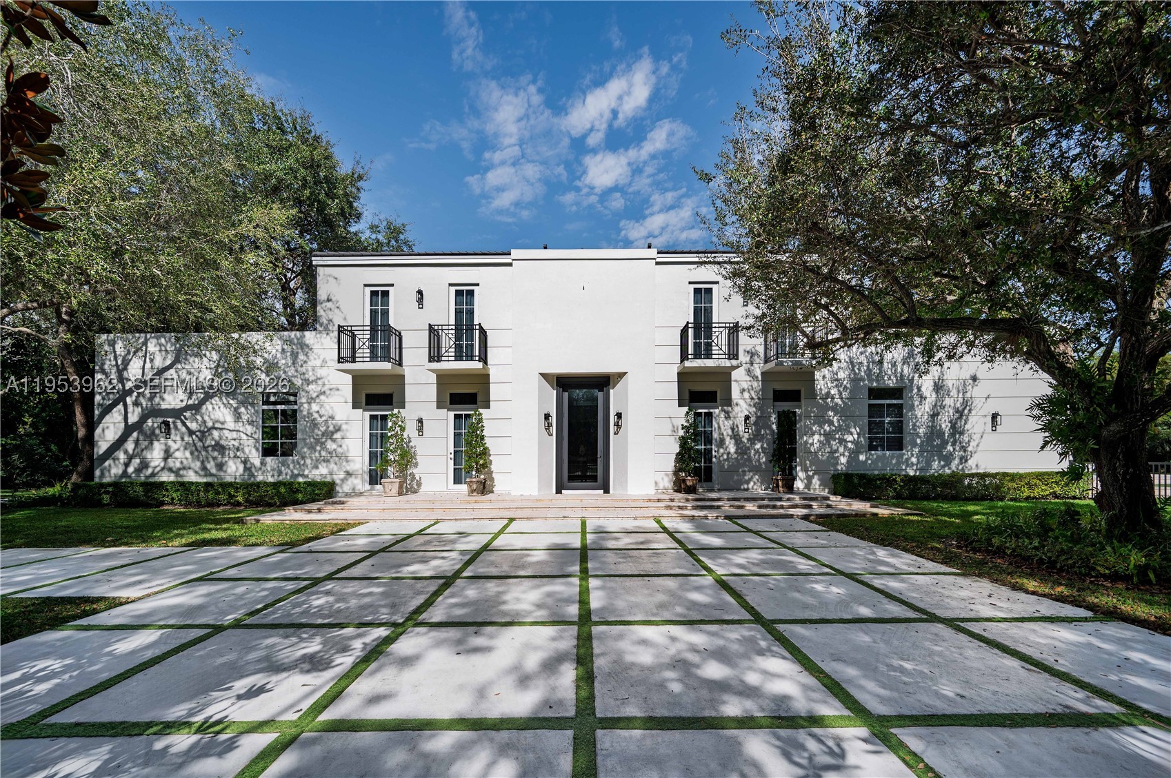 6355 SW 114th St - — photo