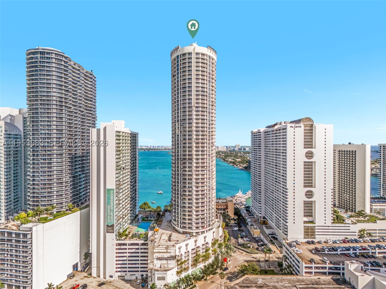 1750 N Bayshore Dr 1407 — photo