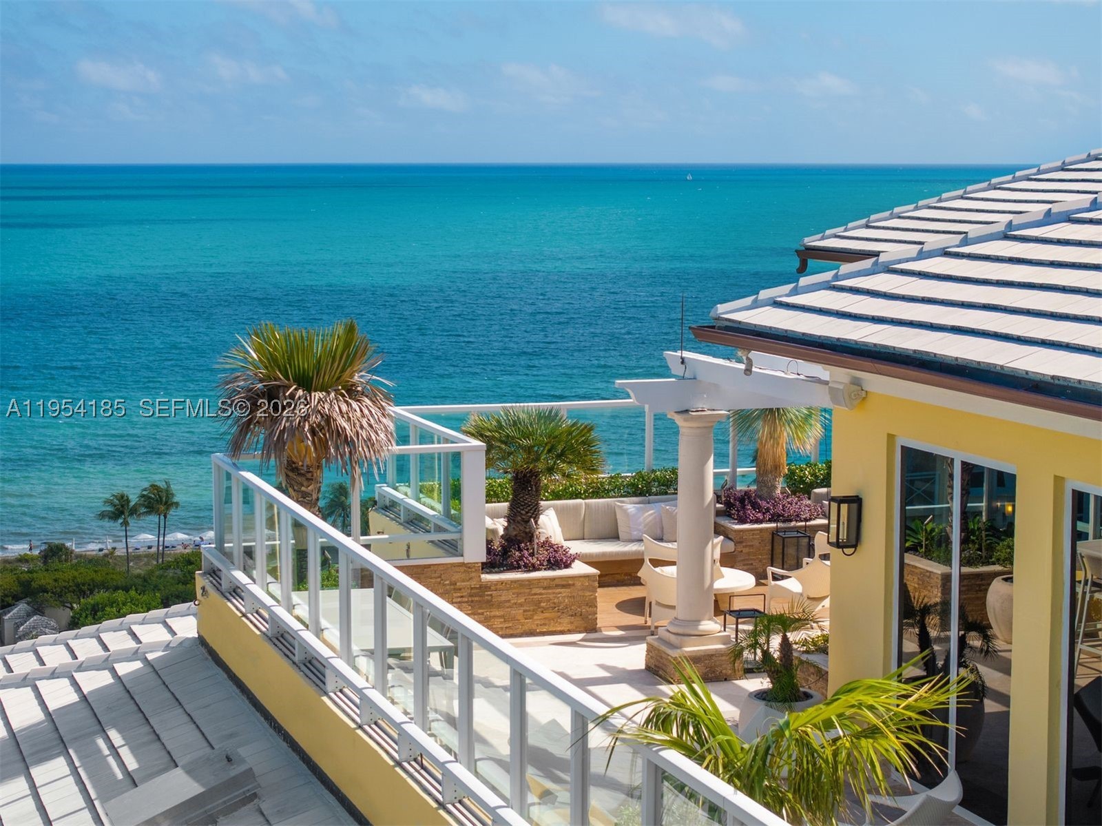 445 Grand Bay Drive Ph-1a — photo