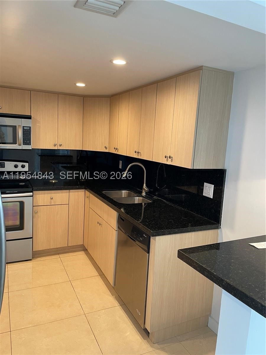 13155 Ixora Ct 901 — photo