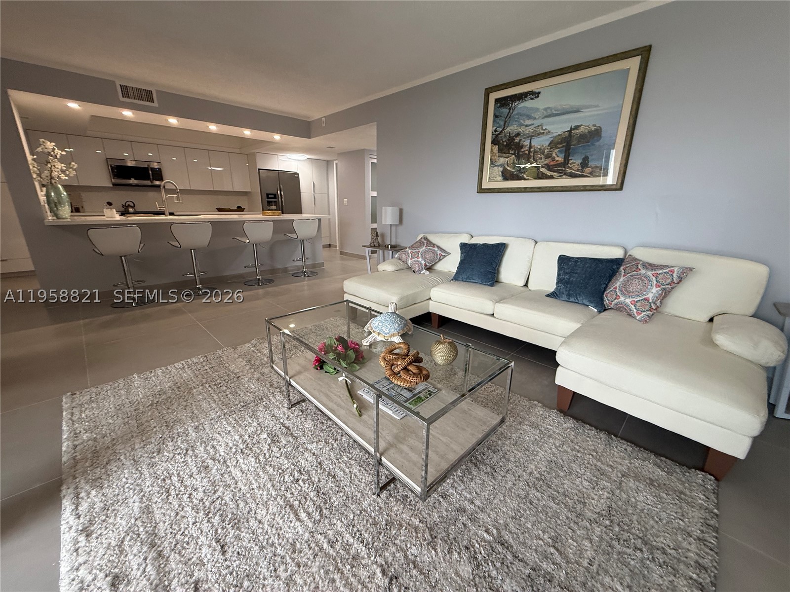 950 Egret Cir 5409 — photo