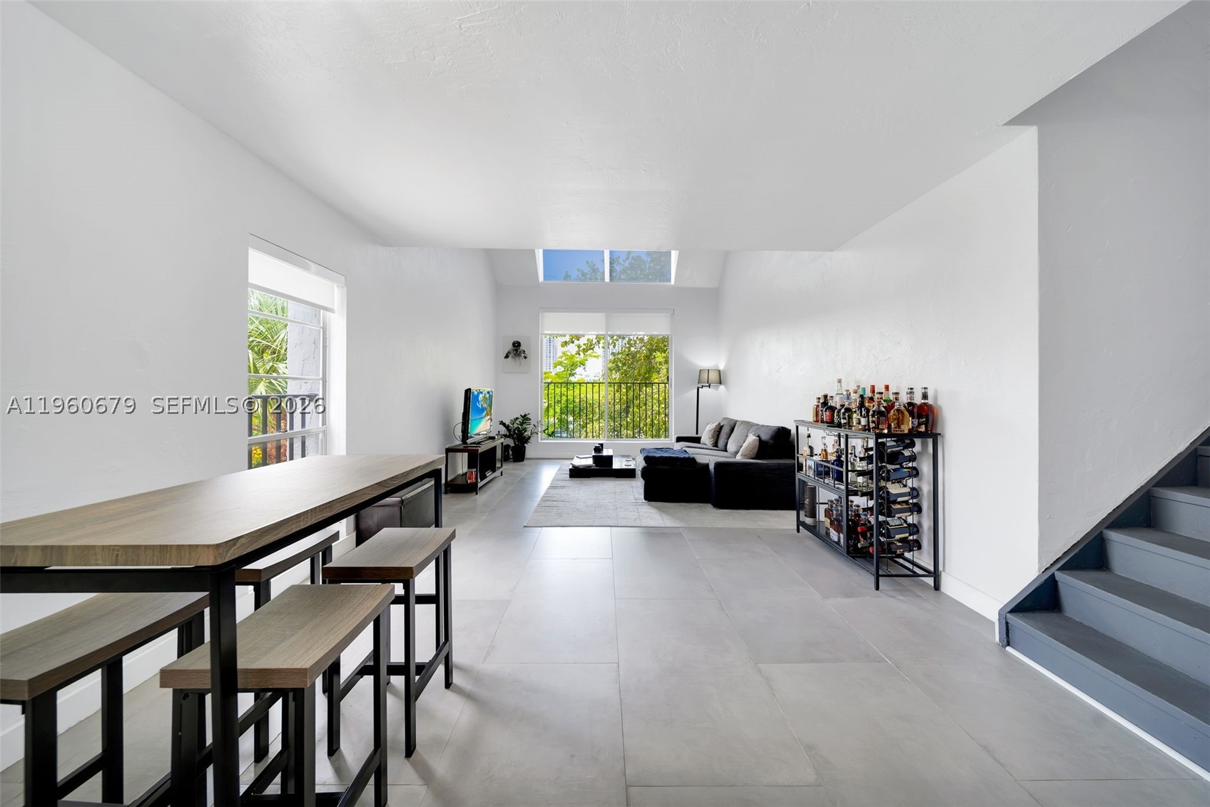 6900 N Kendall Dr a303 — photo