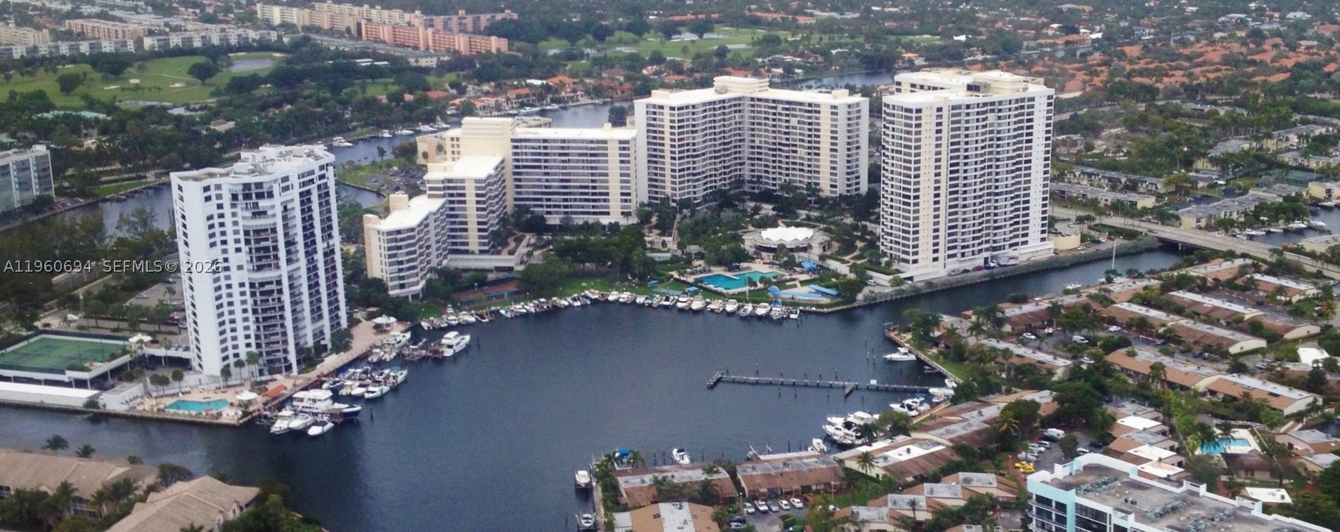 600 Three Islands Blvd 411 — photo