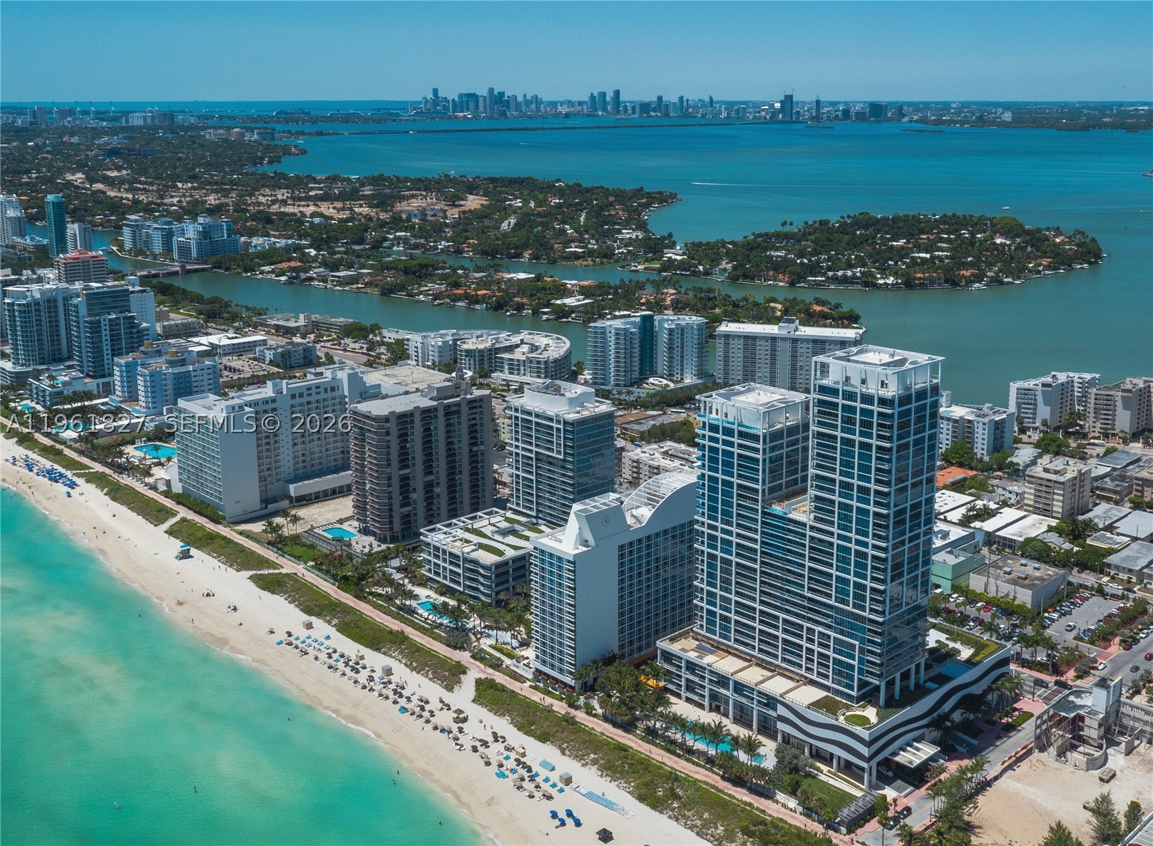 6801 Collins Ave 1110 (Door 1106) — photo