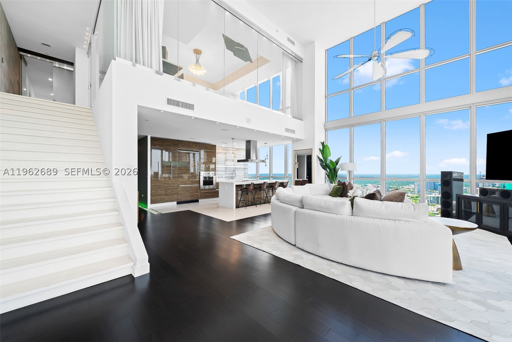 1100 Biscayne Blvd 5706 — photo