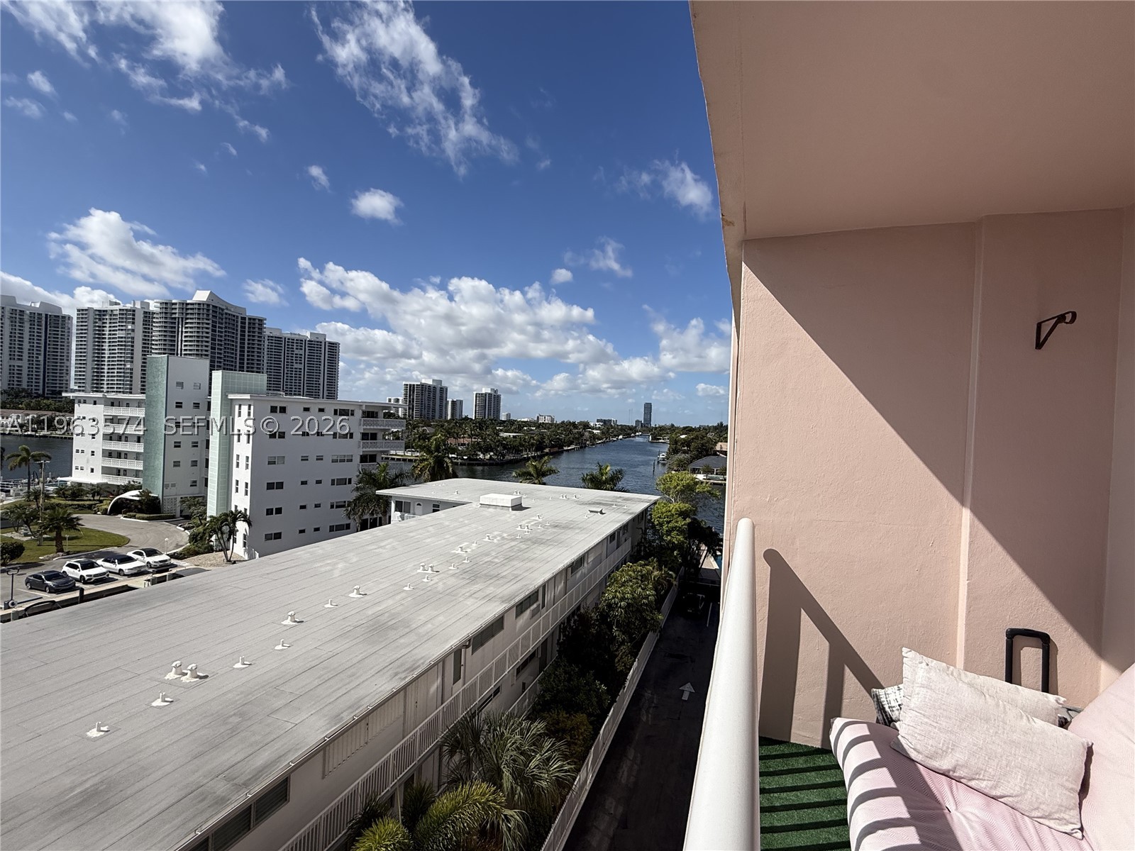 3161 S Ocean Dr 608 — photo