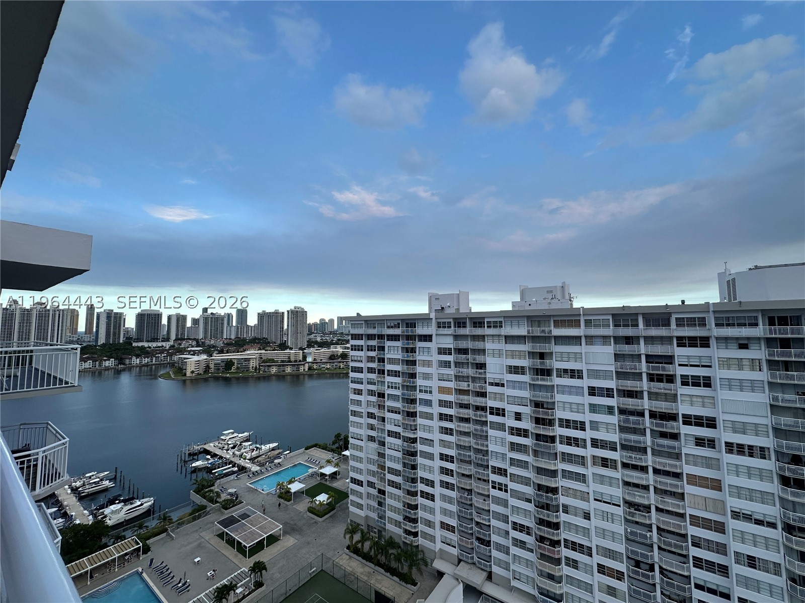 18051 Biscayne Blvd Ph05 — photo