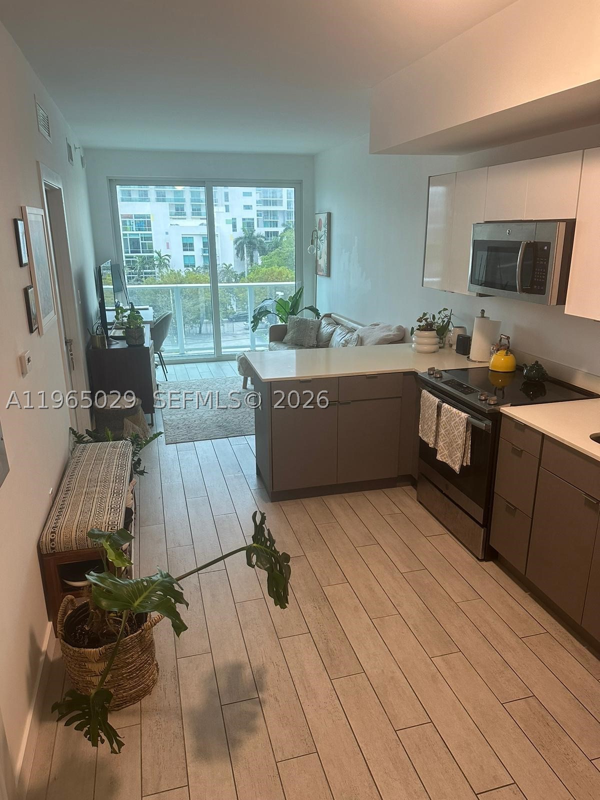 321 NE 26th St 511 — photo