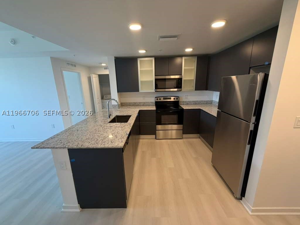 5587 Millenia Park Blvd 502 — photo