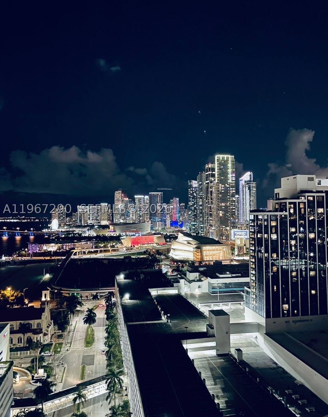 1750 N Bayshore Dr Unit 2710 — photo
