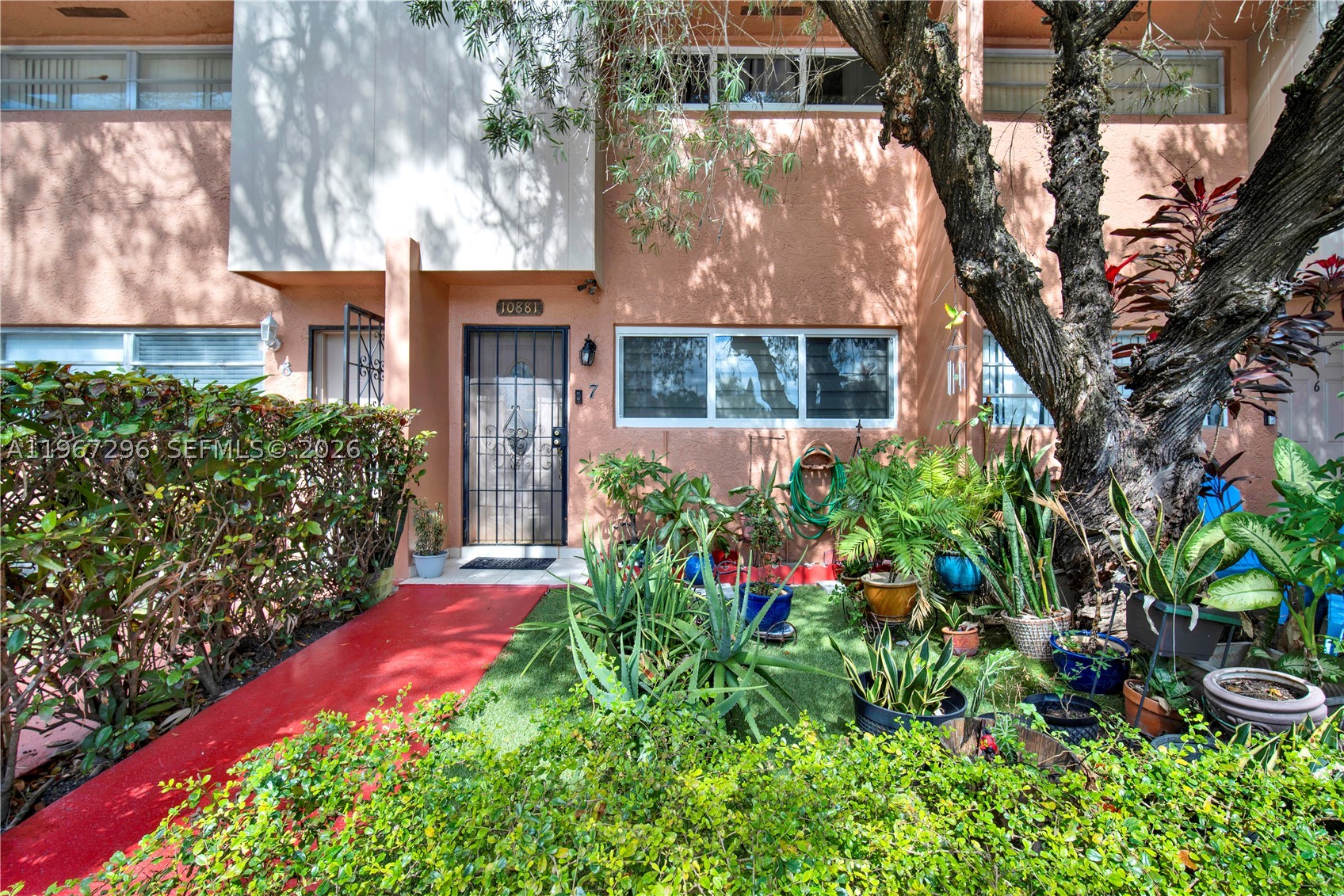 10881 SW 6th St 7 — photo