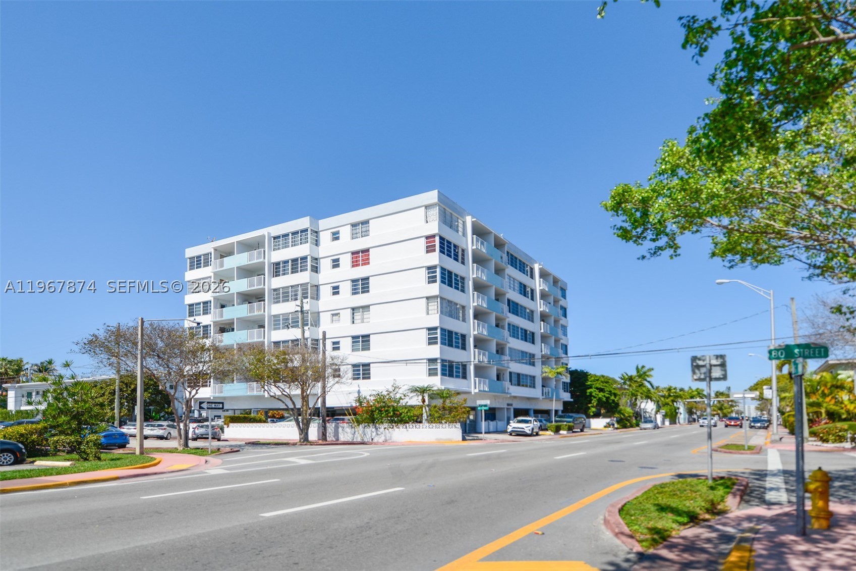 8000 Harding Ave Unit 4B — photo