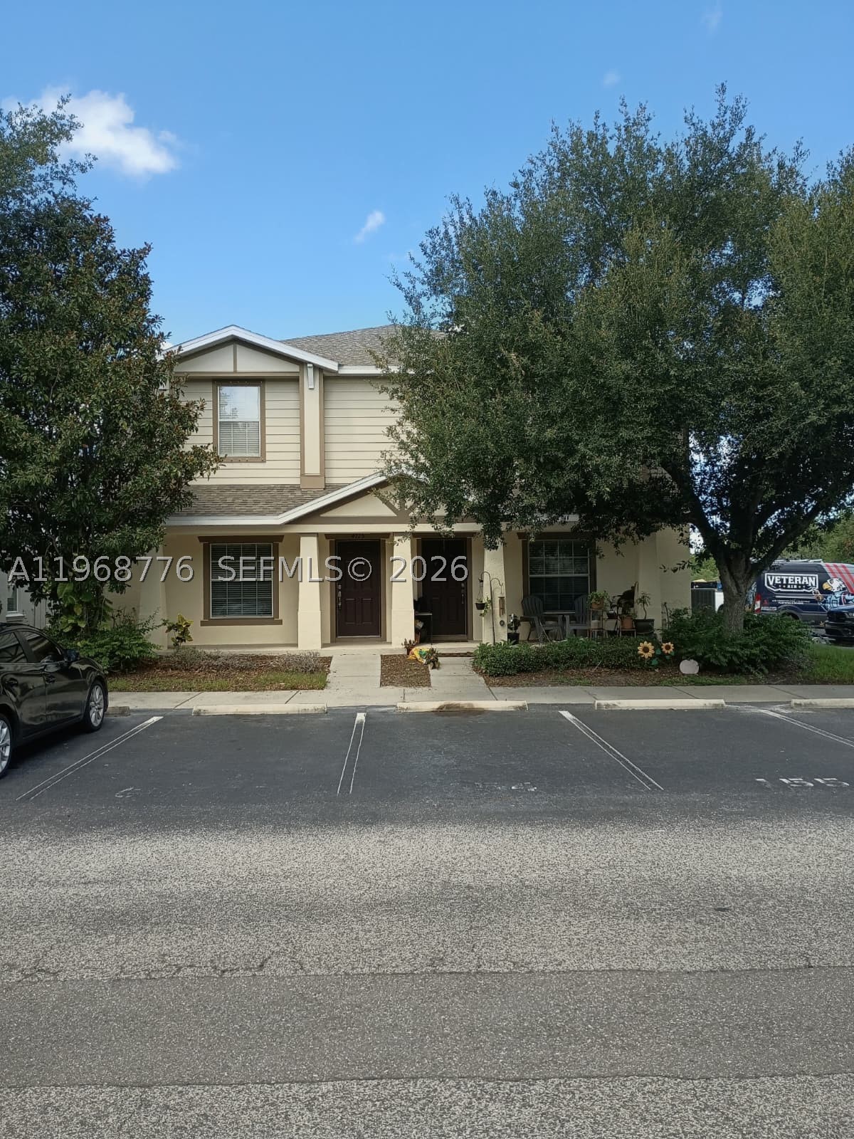 4717 Chatterton Way — photo