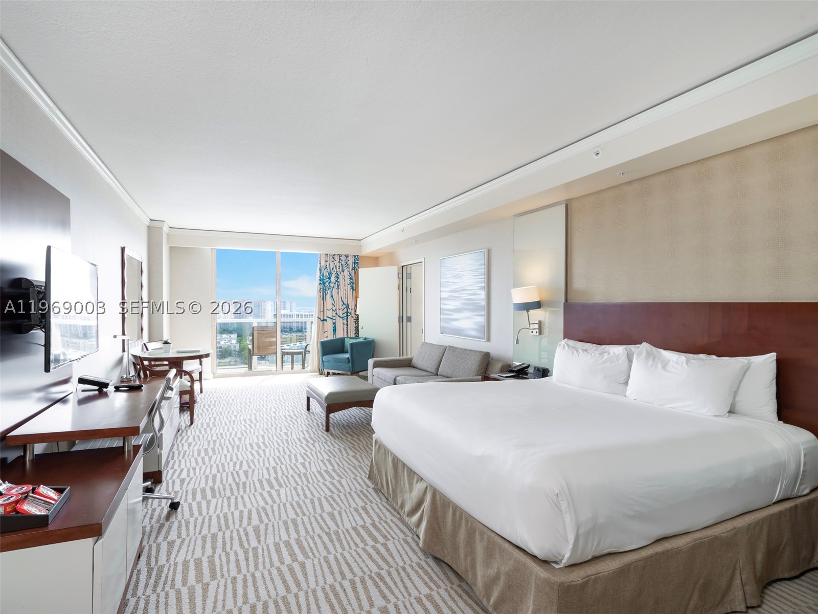18001 Collins Ave Unit 1417 — photo