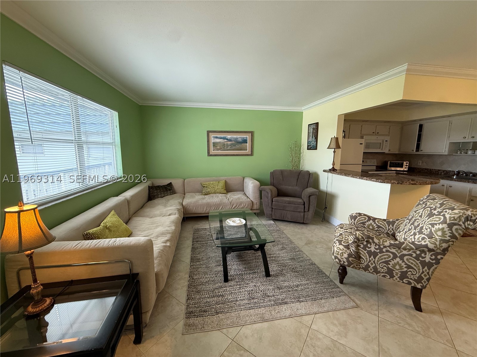 127 Tuscany B 127 — photo