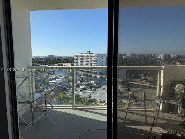 13499 Biscayne Blvd 902 — photo