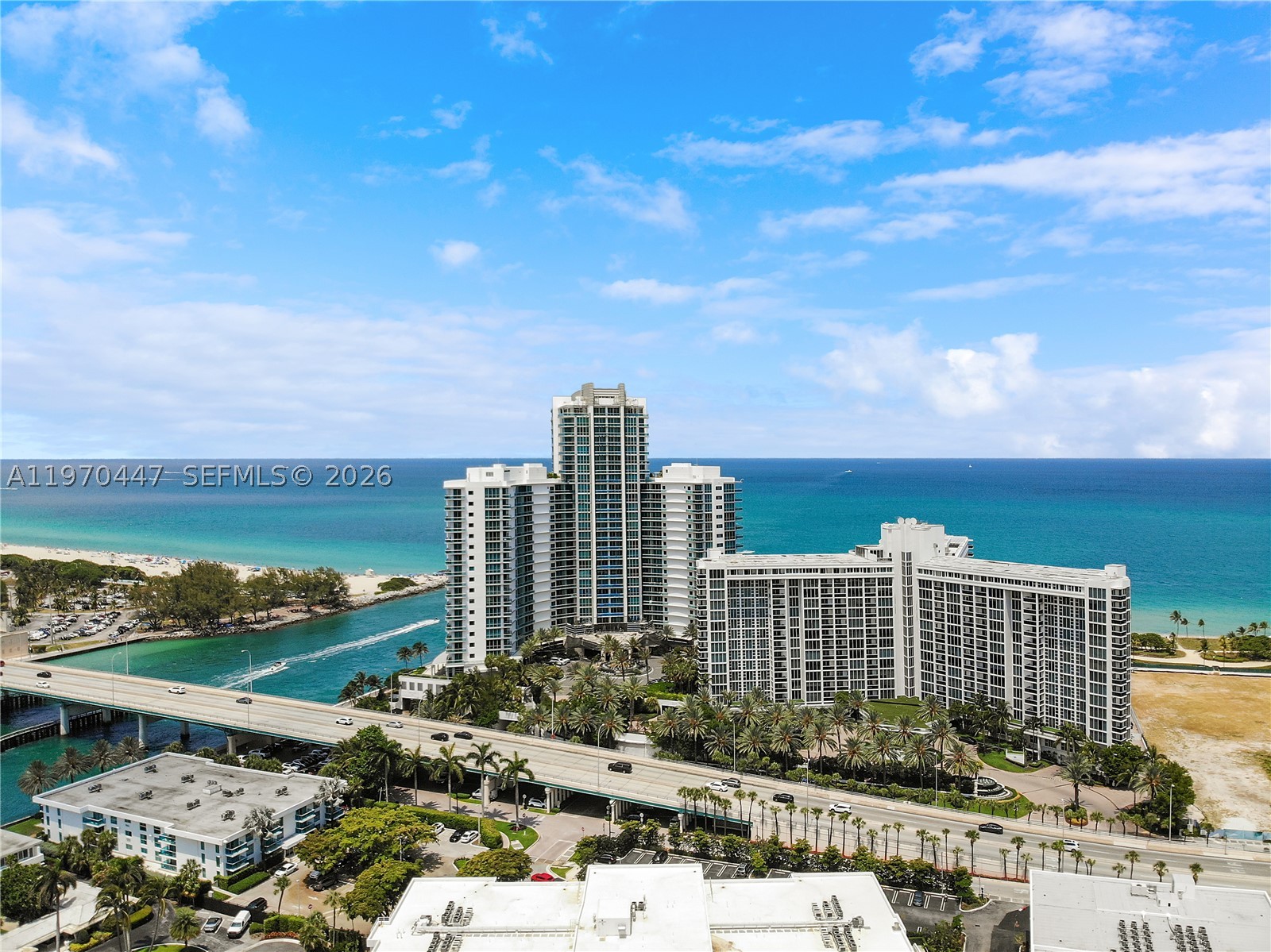10275 Collins Ave Ph 1505 — photo