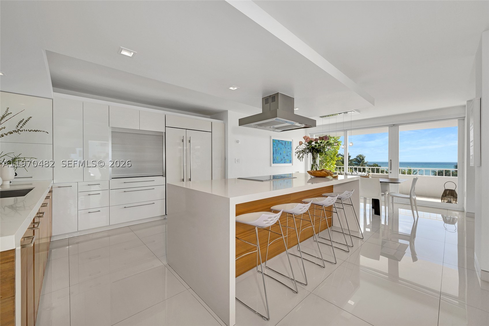 199 Ocean Lane Dr 401 — photo
