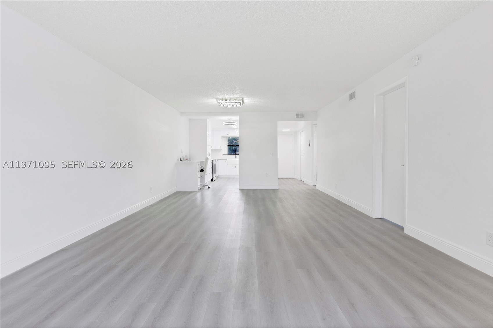 10207 Sunrise Lakes Blvd 204 — photo