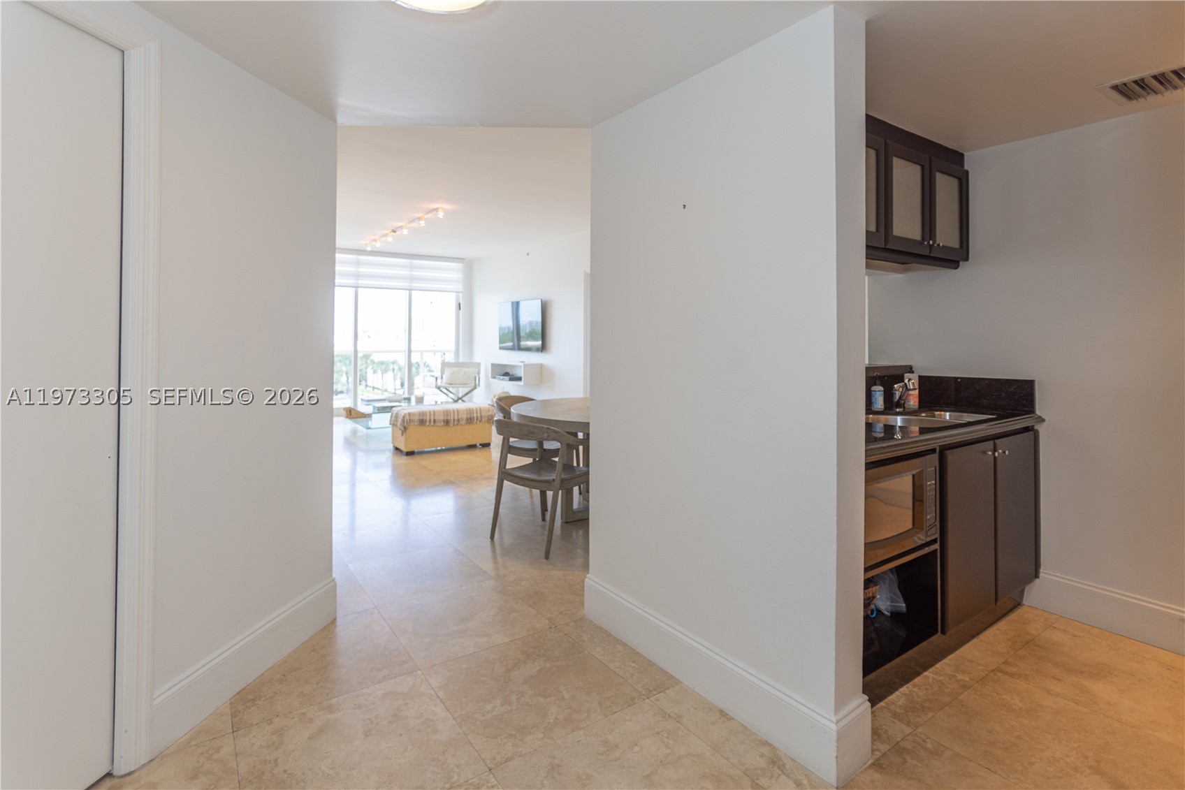 9595 Collins Ave N6-F — photo